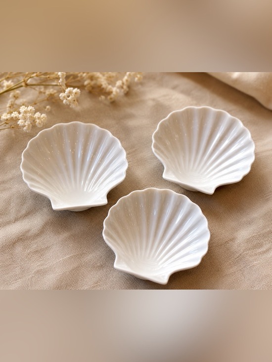 Tradition France Other - CERAMIC Clam Shell Bowl Set of 3 Fancy Ocean Inspired Beach Dinner Party Seafood